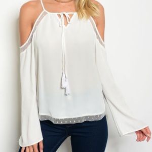 Cold shoulder Top